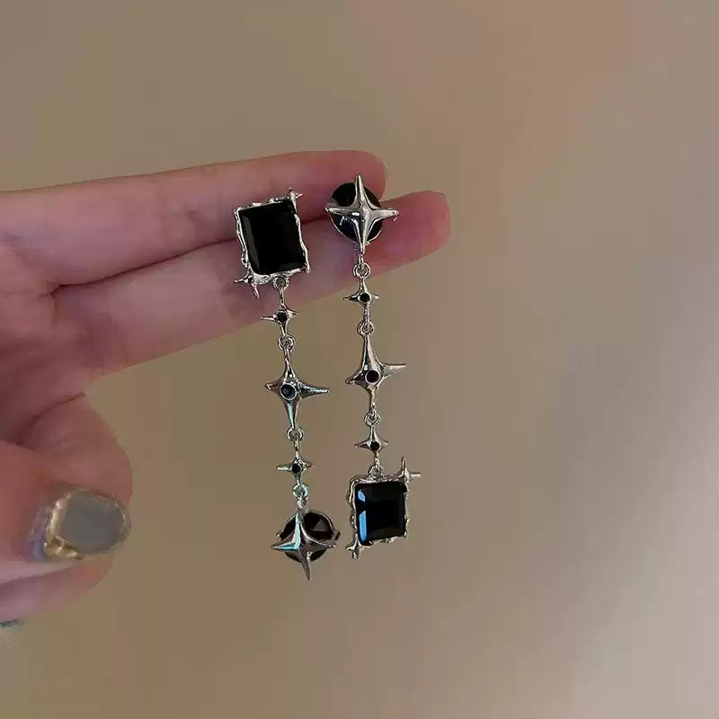 Elegant Black Star Earrings
