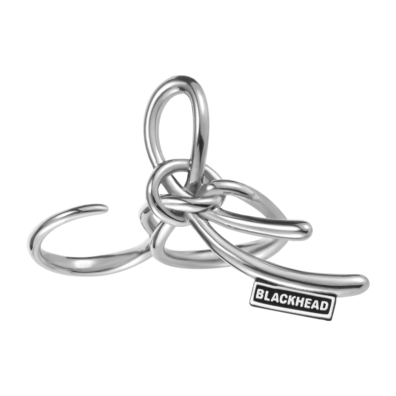 [BLACKHEAD]B Label Knot Ring pg84