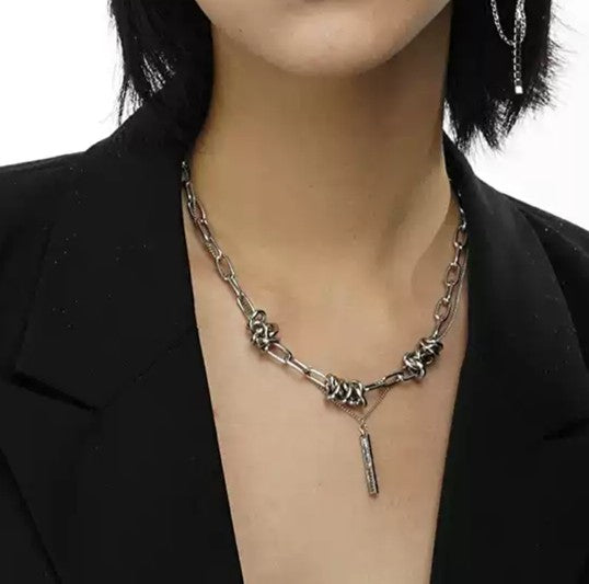 Thorn Collarbone Chain Necklace