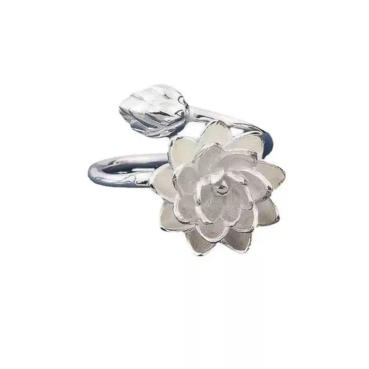 Lily Silver Ring