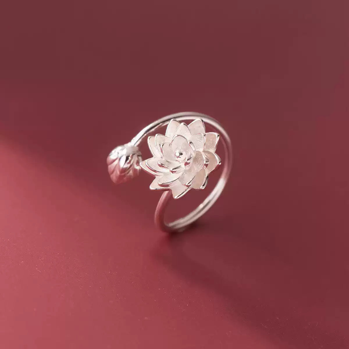 Lily Silver Ring