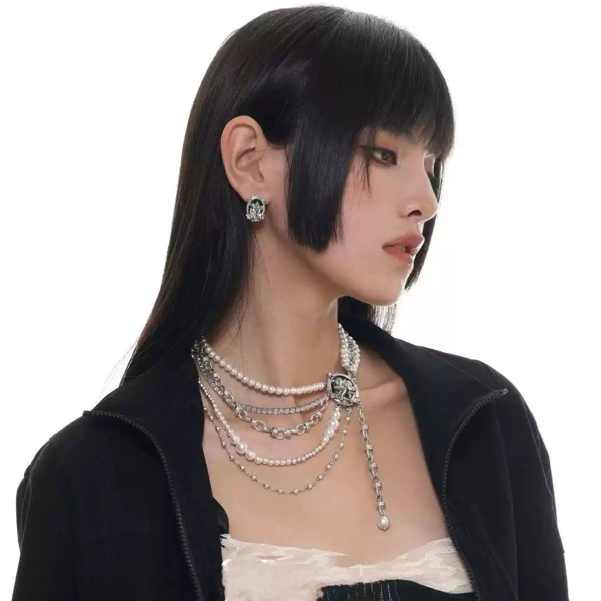Layered Pearl Necklace Set
