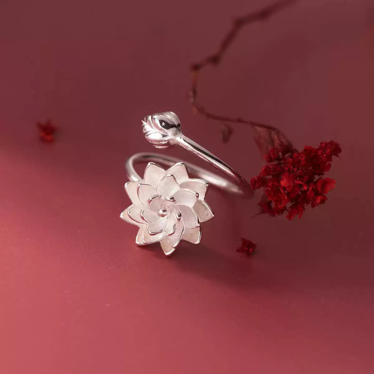 Lily Silver Ring